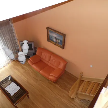 Apartament Large 2 Bedrooms Plus Living *